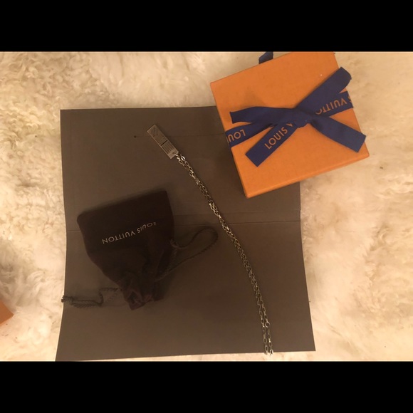 Men’s Louis Vutton bracelet and necklace - Picture 3 of 8